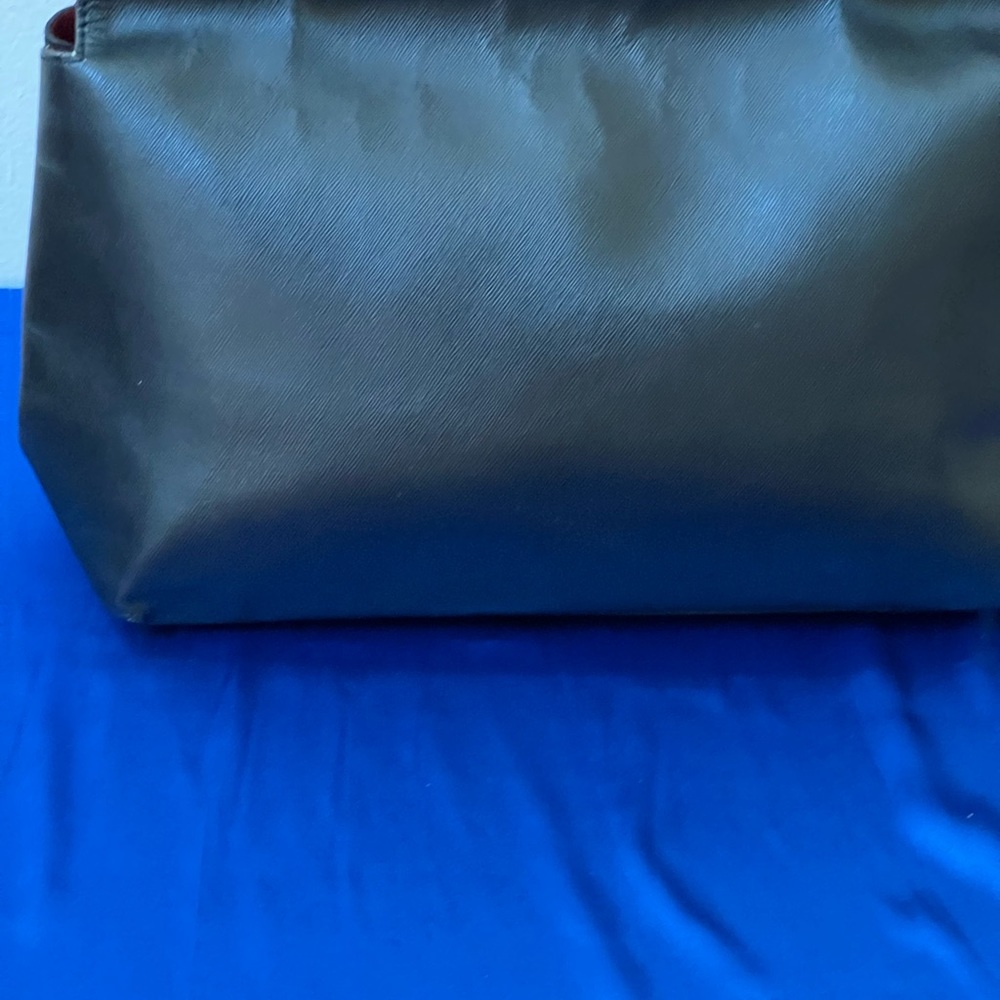 Authentic Innue Italian bag - Picture 6 of 11